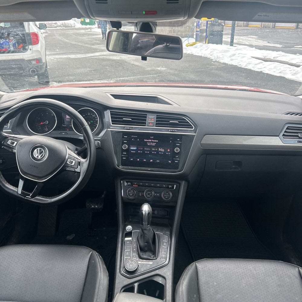 Car Connection Superstore - Used vehicle - SUV VOLKSWAGEN TIGUAN 2018