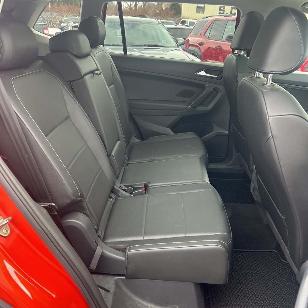 Car Connection Superstore - Used vehicle - SUV VOLKSWAGEN TIGUAN 2018