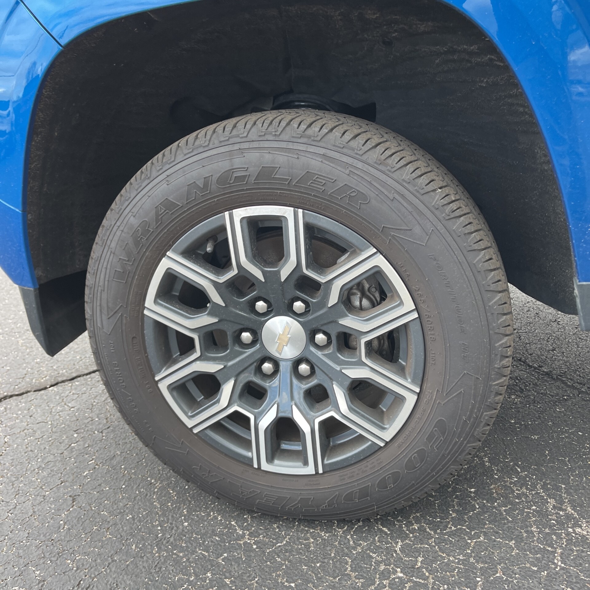 Car Connection Superstore - Used vehicle - TRUCK CHEVROLET COLORADO 2023