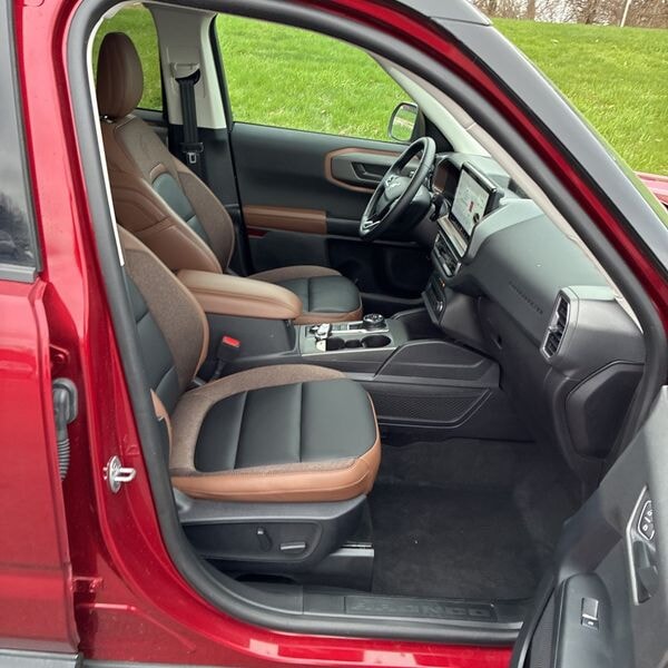 Car Connection Superstore - Used vehicle - SUV FORD BRONCO SPORT 2025