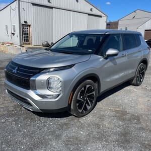 Car Connection Superstore - Used MITSUBISHI OUTLANDER 2024 CAR CONNECTION INC. SE
