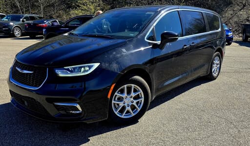 Car Connection Superstore - Used CHRYSLER PACIFICA 2026 CAR CONNECTION INC. SELECT