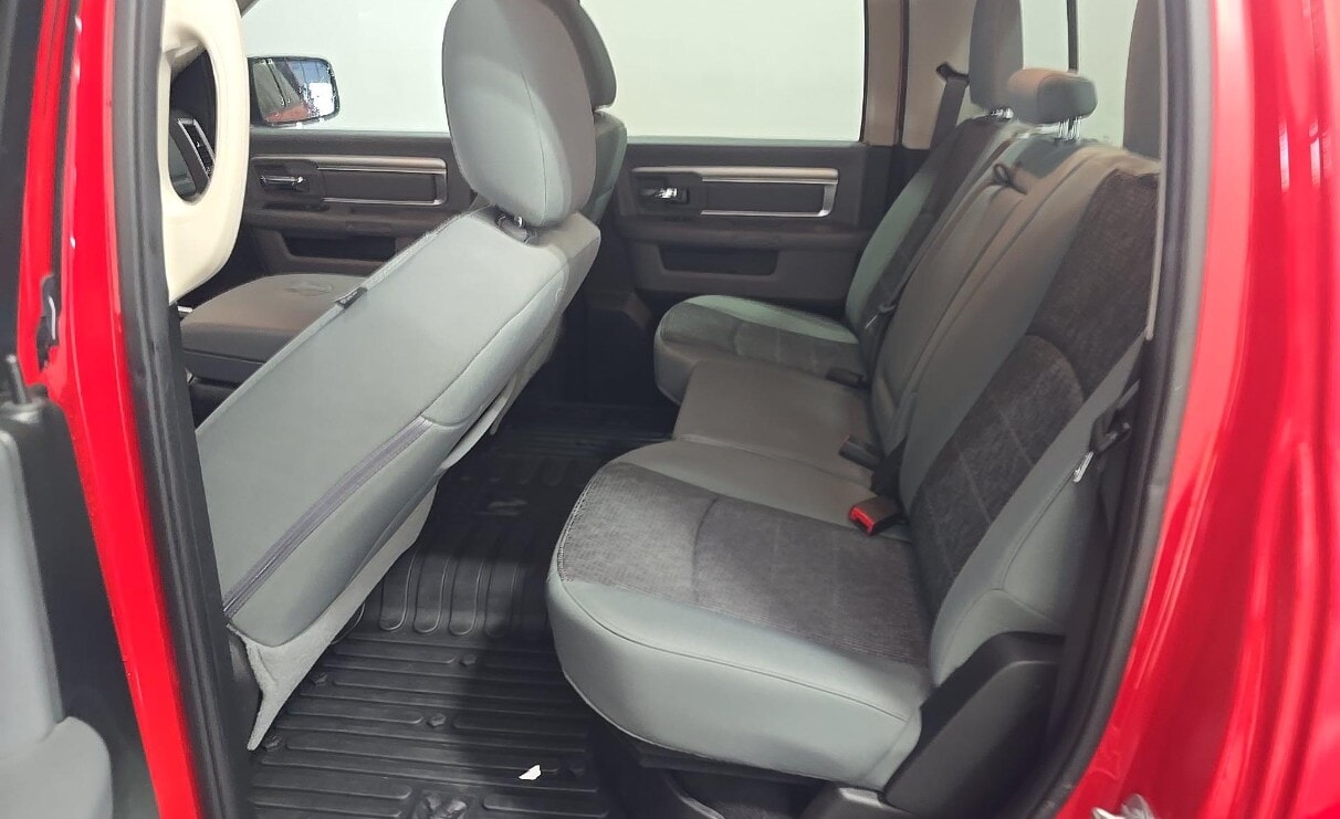 Car Connection Superstore - Used vehicle - TRUCK RAM 1500 CLASSIC 2019