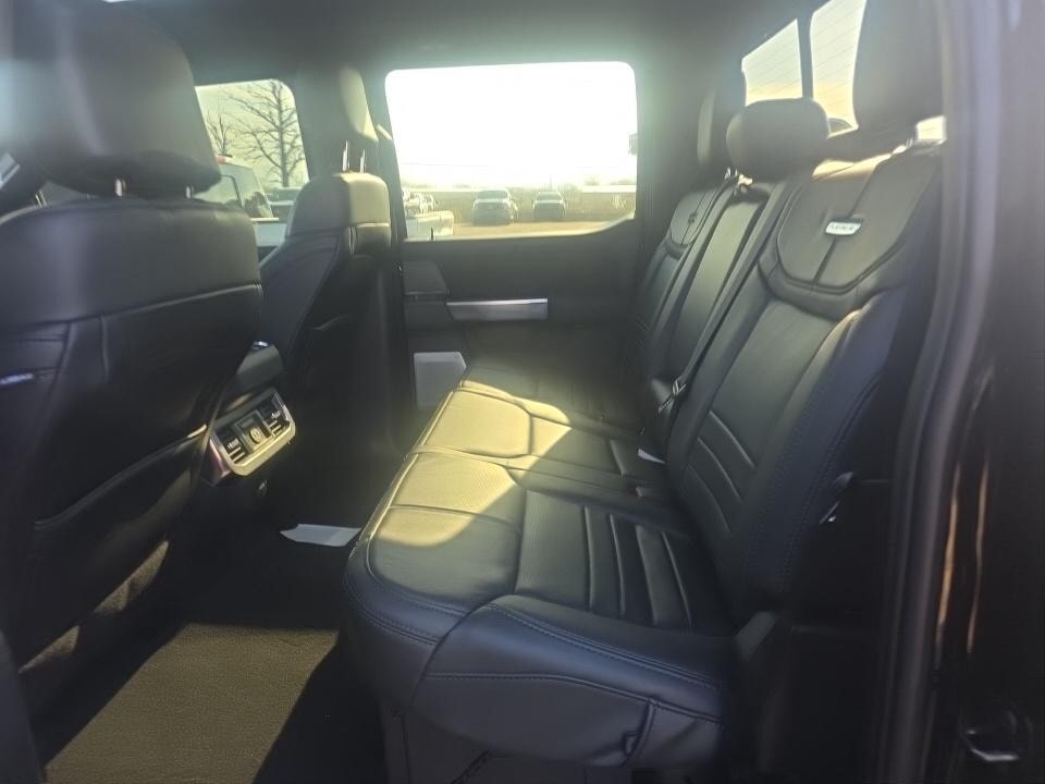 Car Connection Superstore - Used vehicle - TRUCK FORD F-250 SRW CREW 2025