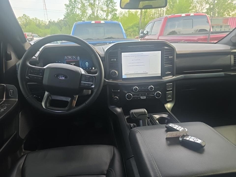 Car Connection Superstore - Used vehicle - TRUCK FORD F-150 CREW 2024