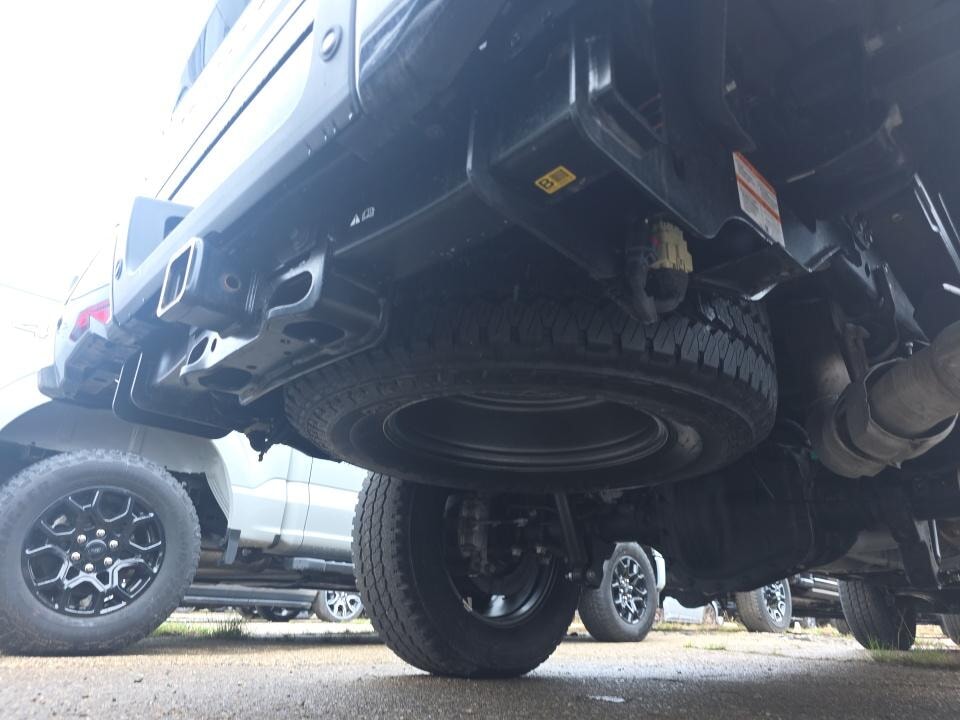 Car Connection Superstore - Used vehicle - TRUCK FORD F-350 SRW CREW 2025