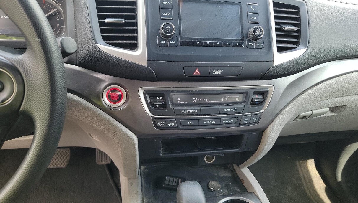 Car Connection Superstore - Used vehicle - SUV HONDA PILOT 2018