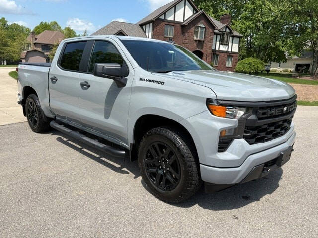 Car Connection Superstore - Used vehicle - TRUCK CHEVROLET SILVERADO 1500 2024