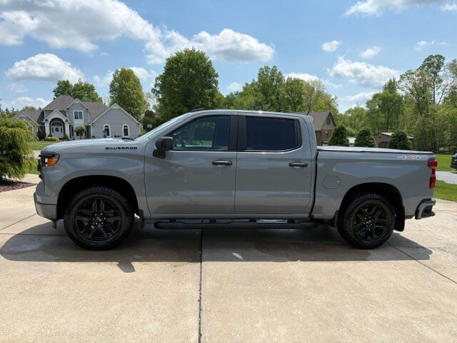 Car Connection Superstore - Used vehicle - TRUCK CHEVROLET SILVERADO 1500 2024