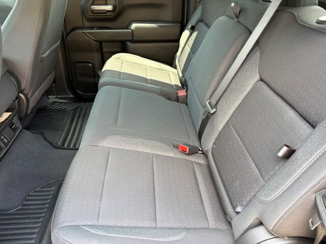 Car Connection Superstore - Used vehicle - TRUCK CHEVROLET SILVERADO 1500 2024