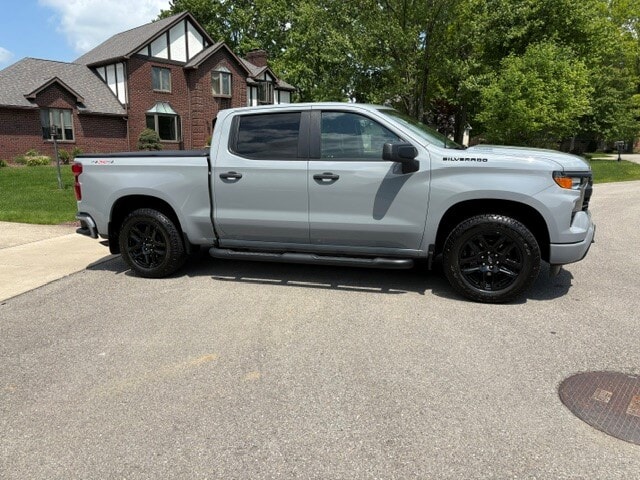 Car Connection Superstore - Used vehicle - TRUCK CHEVROLET SILVERADO 1500 2024