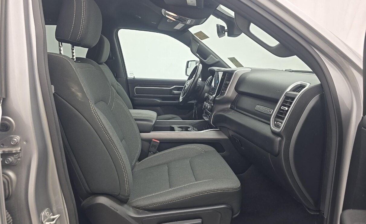 Car Connection Superstore - Used vehicle - TRUCK RAM 1500 CREW 2022