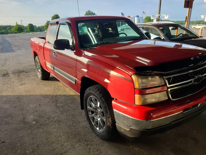Car Connection Superstore - Used vehicle - TRUCK CHEVROLET 1500 CLASSIC 2007