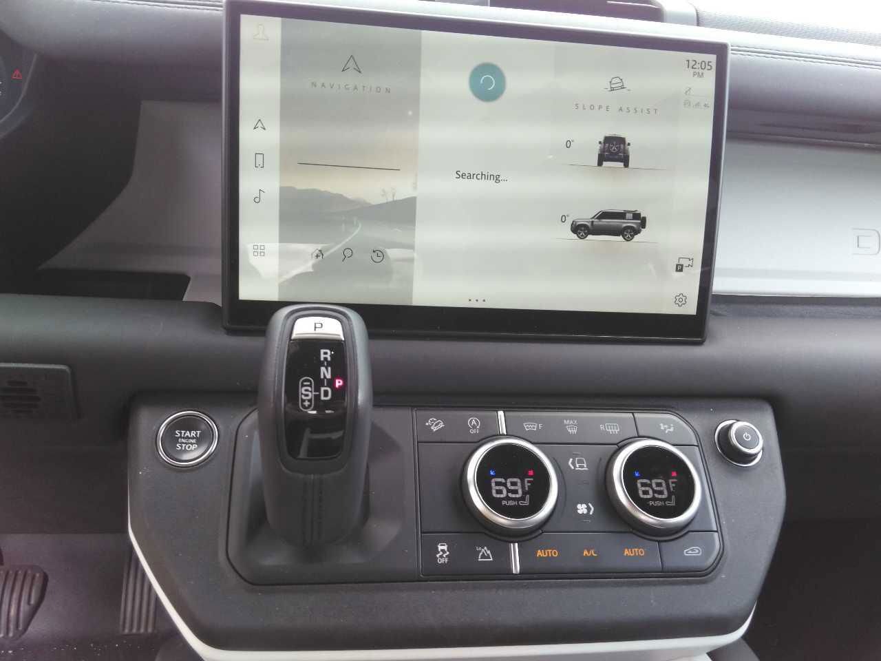 Car Connection Superstore - Used vehicle - SUV LAND ROVER DEFENDER 2025