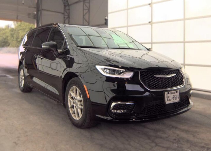 Car Connection Superstore - Used vehicle - MINIVAN CHRYSLER PACIFICA 2025