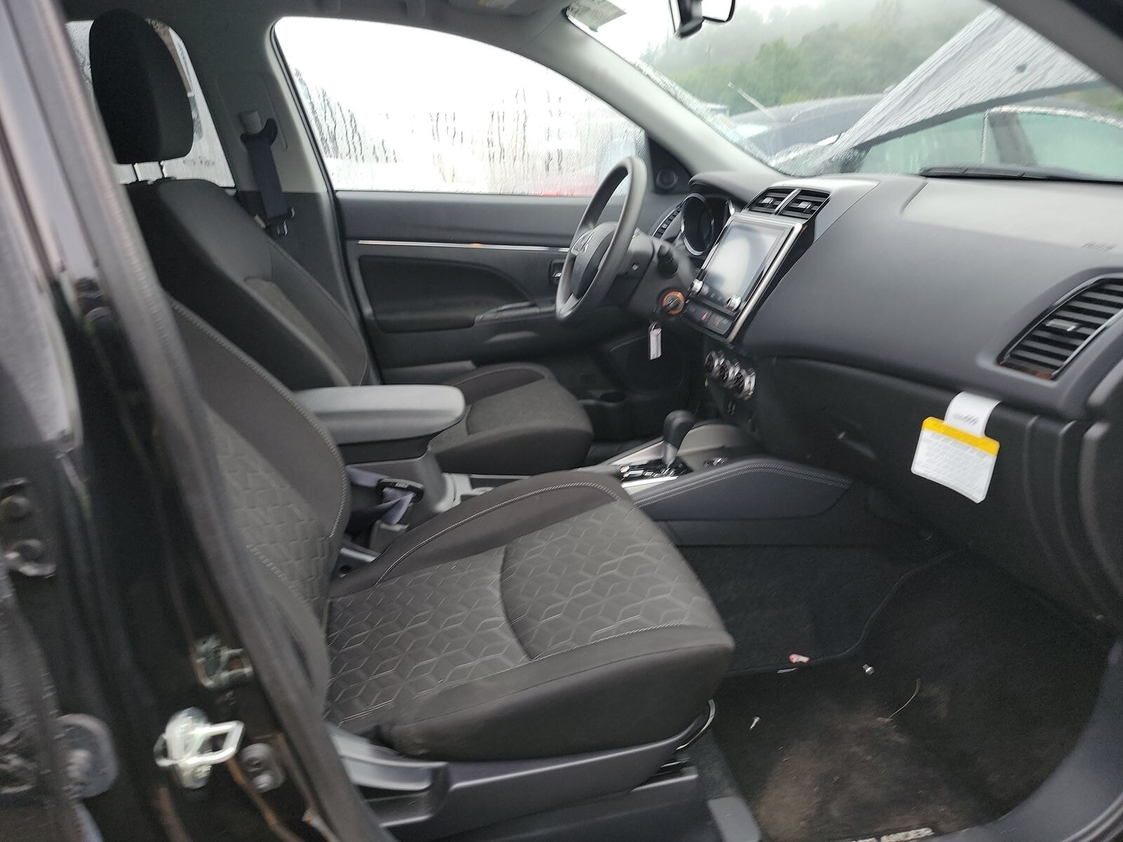 Car Connection Superstore - Used vehicle - SUV MITSUBISHI OUTLANDER SPORT 2026