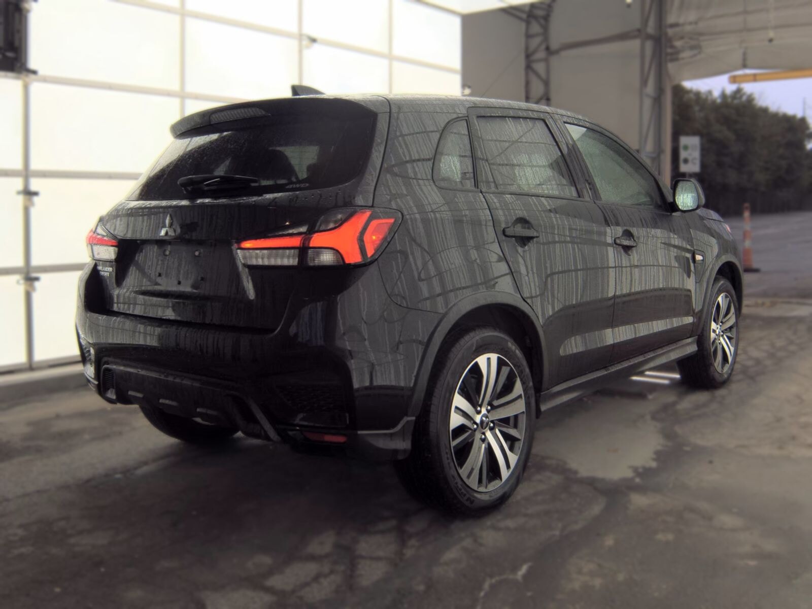Car Connection Superstore - Used vehicle - SUV MITSUBISHI OUTLANDER SPORT 2026