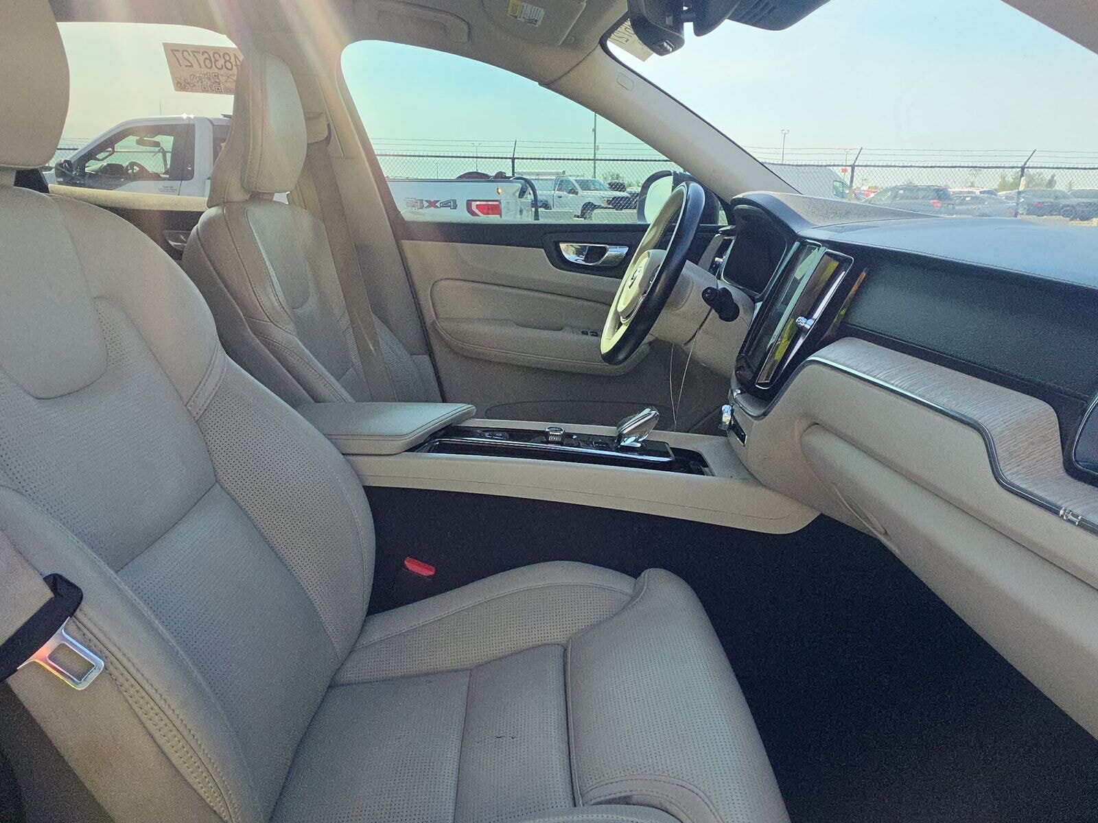 Car Connection Superstore - Used vehicle - SUV VOLVO XC60 2022