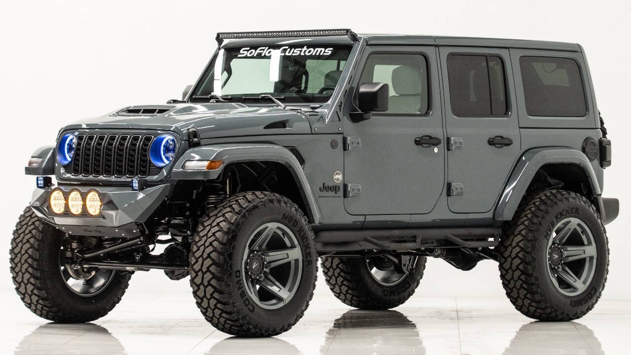 2025 Jeep Wrangler 4-Door Sport's photo