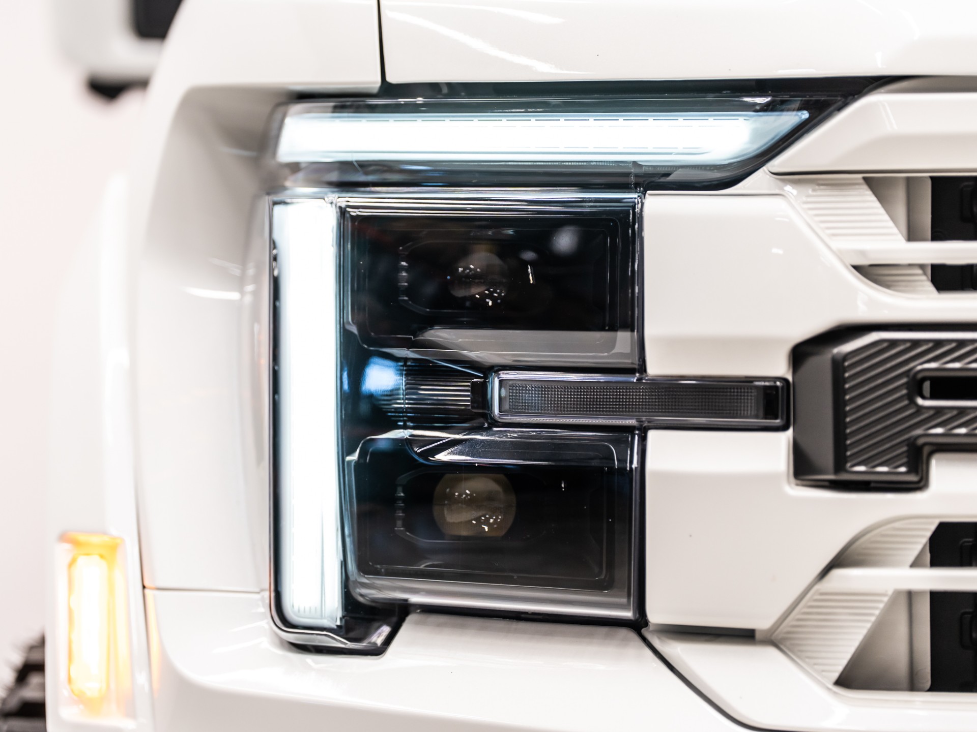 2025 Ford F-150 Lariat - Photo 20
