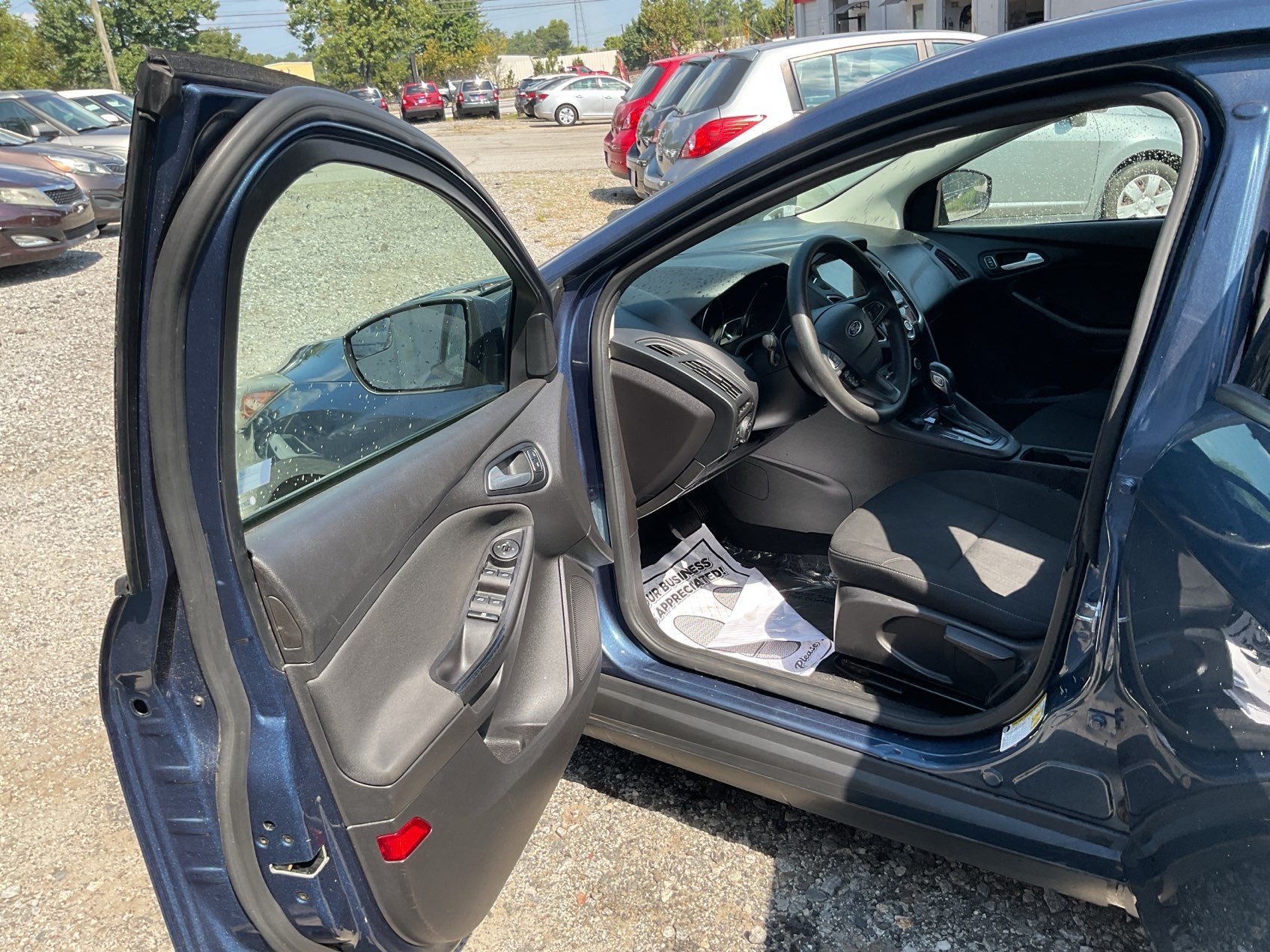 MASTERCARS AUTO GROUP INC. - Used vehicle - Sedan FORD FOCUS 2018