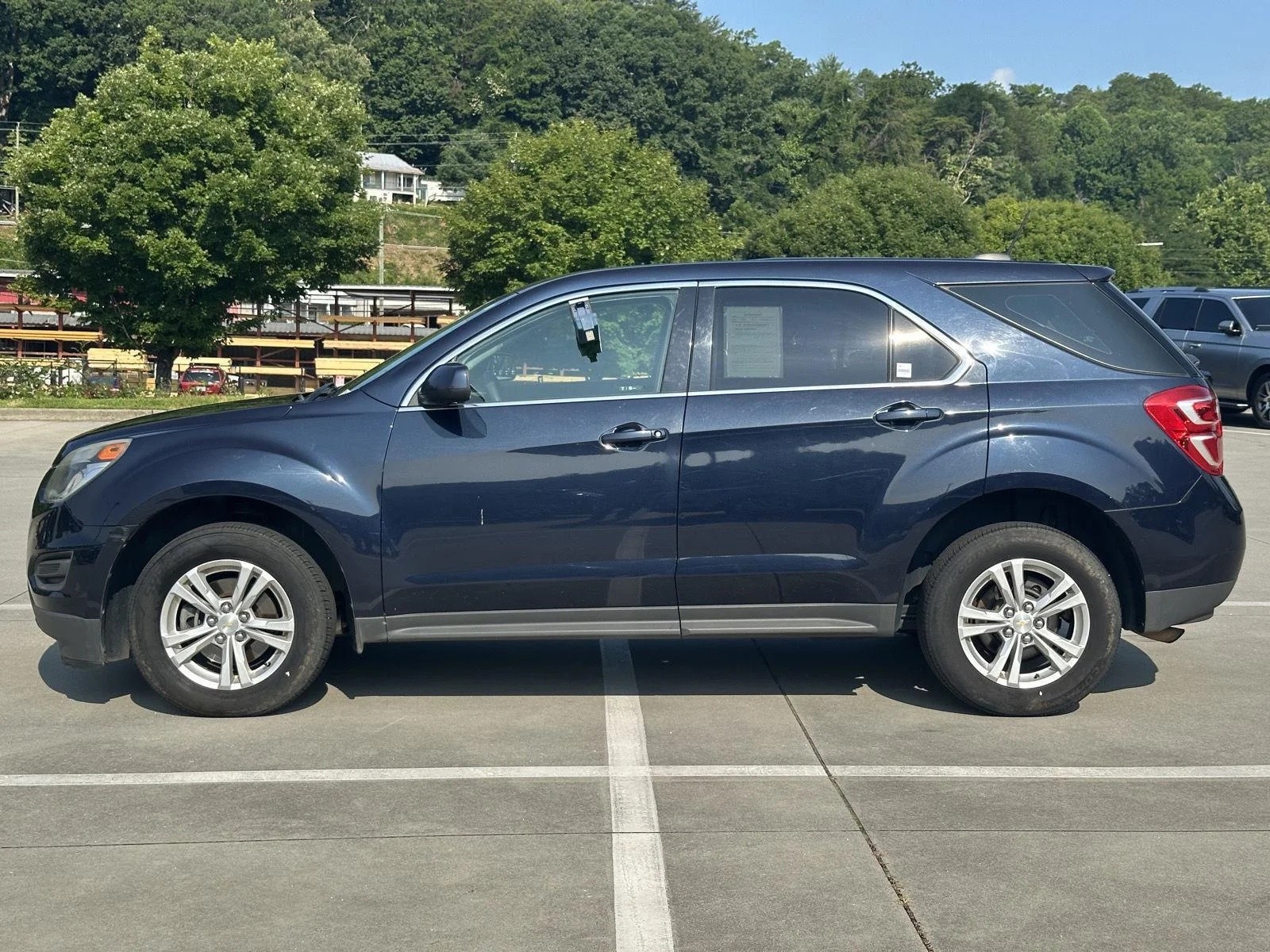 DUVALL OF FRANKLIN INC - Used vehicle - SUV CHEVROLET EQUINOX 2017