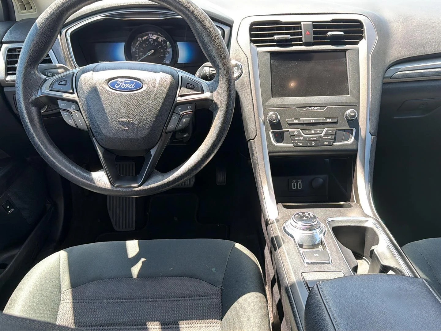 DUVALL OF FRANKLIN INC - Used vehicle - SEDAN FORD FUSION HYBRID 2020