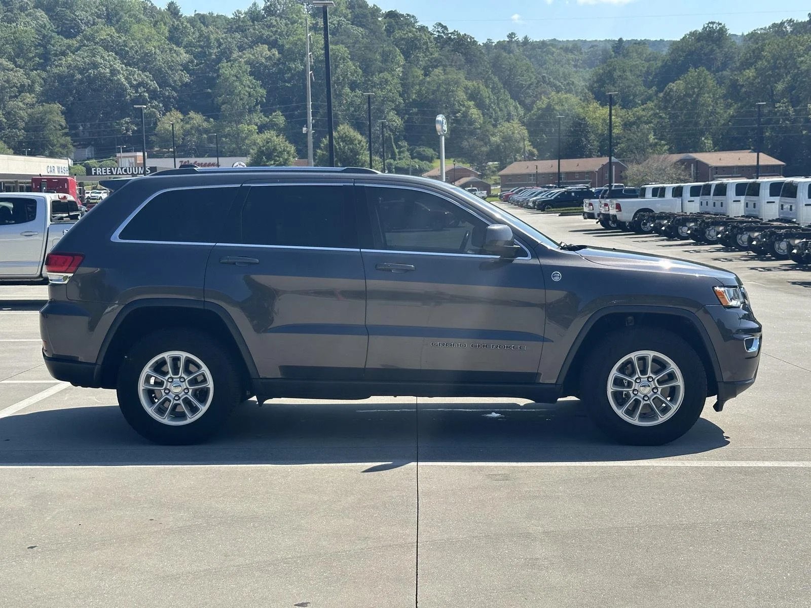 DUVALL OF FRANKLIN INC - Used vehicle - SUV JEEP GRAND CHEROKEE 2020