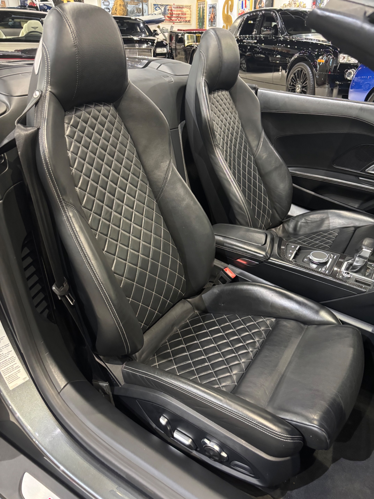 The New Auto Toy Store LLC - Used vehicle - CONVERTIBLE AUDI R8 SPYDER 2017
