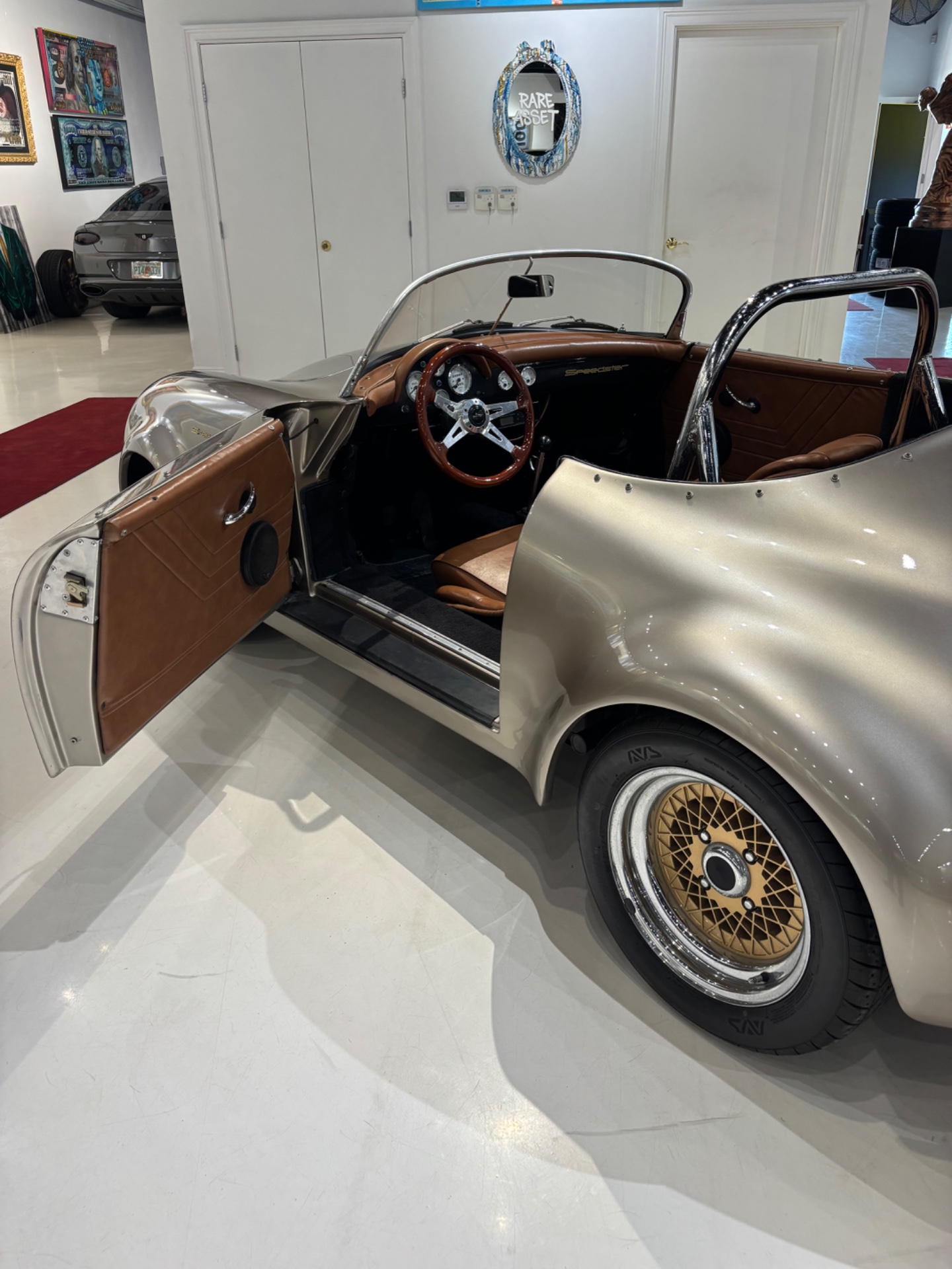 The New Auto Toy Store LLC - Used vehicle - CONVERTIBLE PORSCHE 356 SPEEDSTER REPLICA 1957