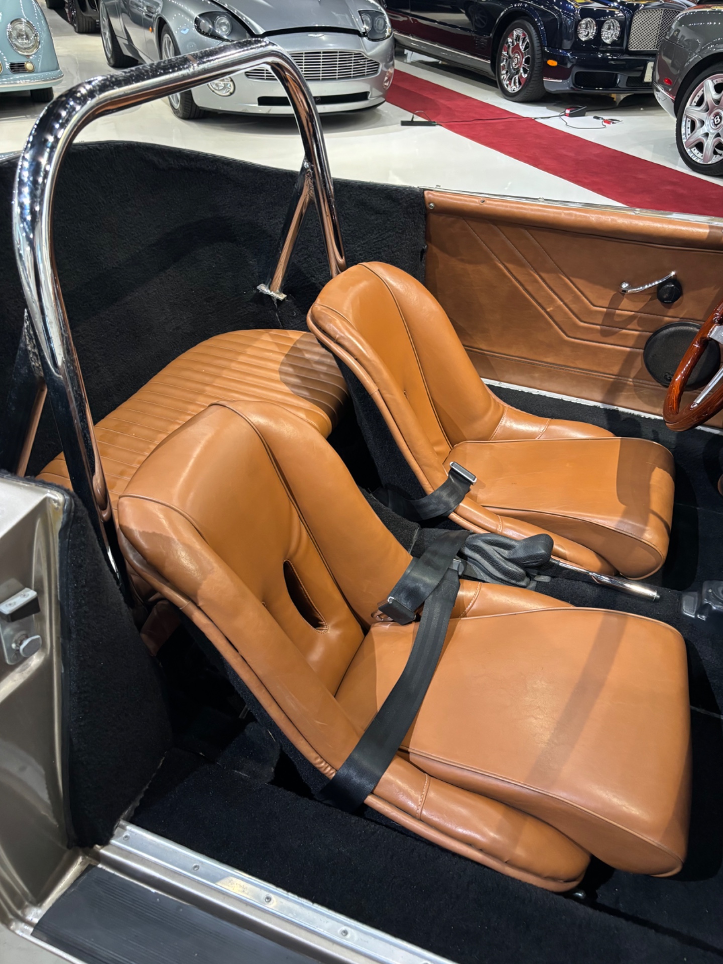 The New Auto Toy Store LLC - Used vehicle - CONVERTIBLE PORSCHE 356 SPEEDSTER REPLICA 1957