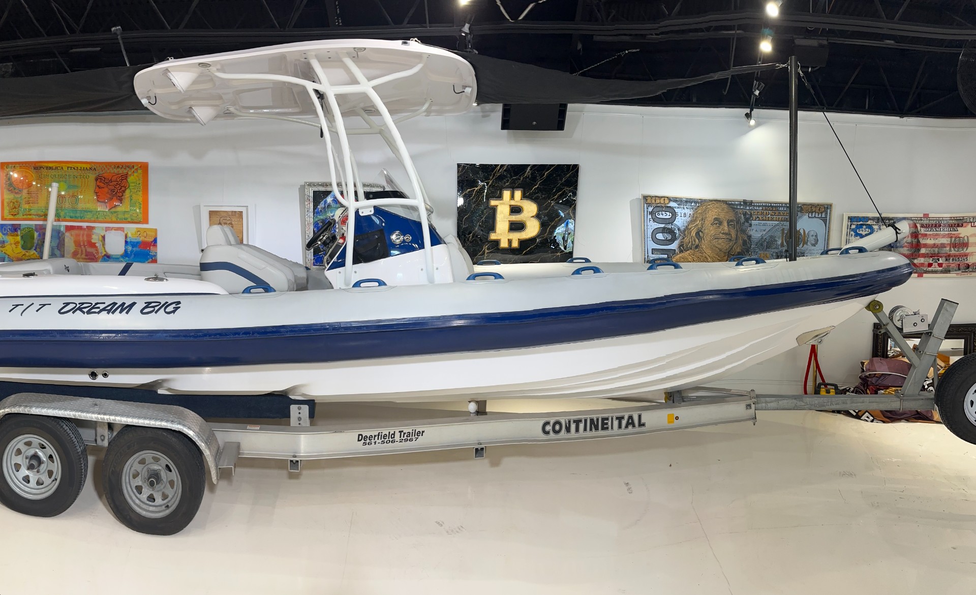 The New Auto Toy Store LLC - Used vehicle - VESSEL AIRSHIP 300 DS 2022
