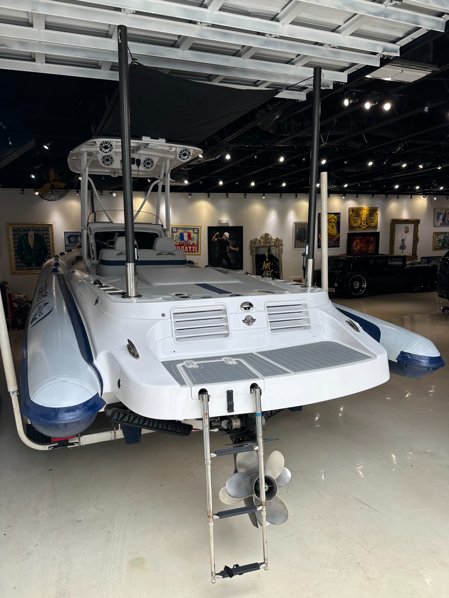 The New Auto Toy Store LLC - Used vehicle - VESSEL AIRSHIP 300 DS 2022
