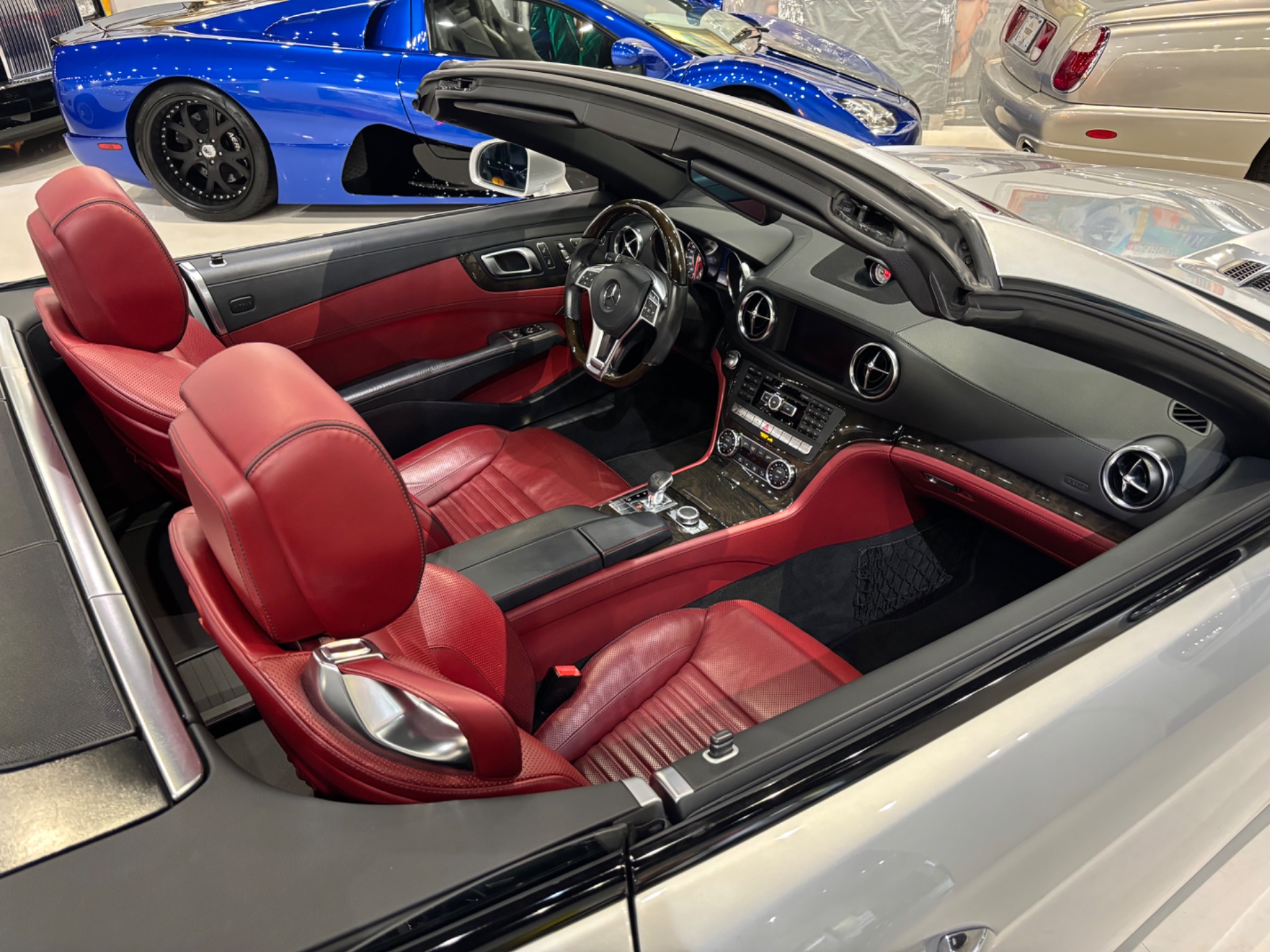 The New Auto Toy Store LLC - Used vehicle - CONVERTIBLE MERCEDES-BENZ SL-CLASS 2013