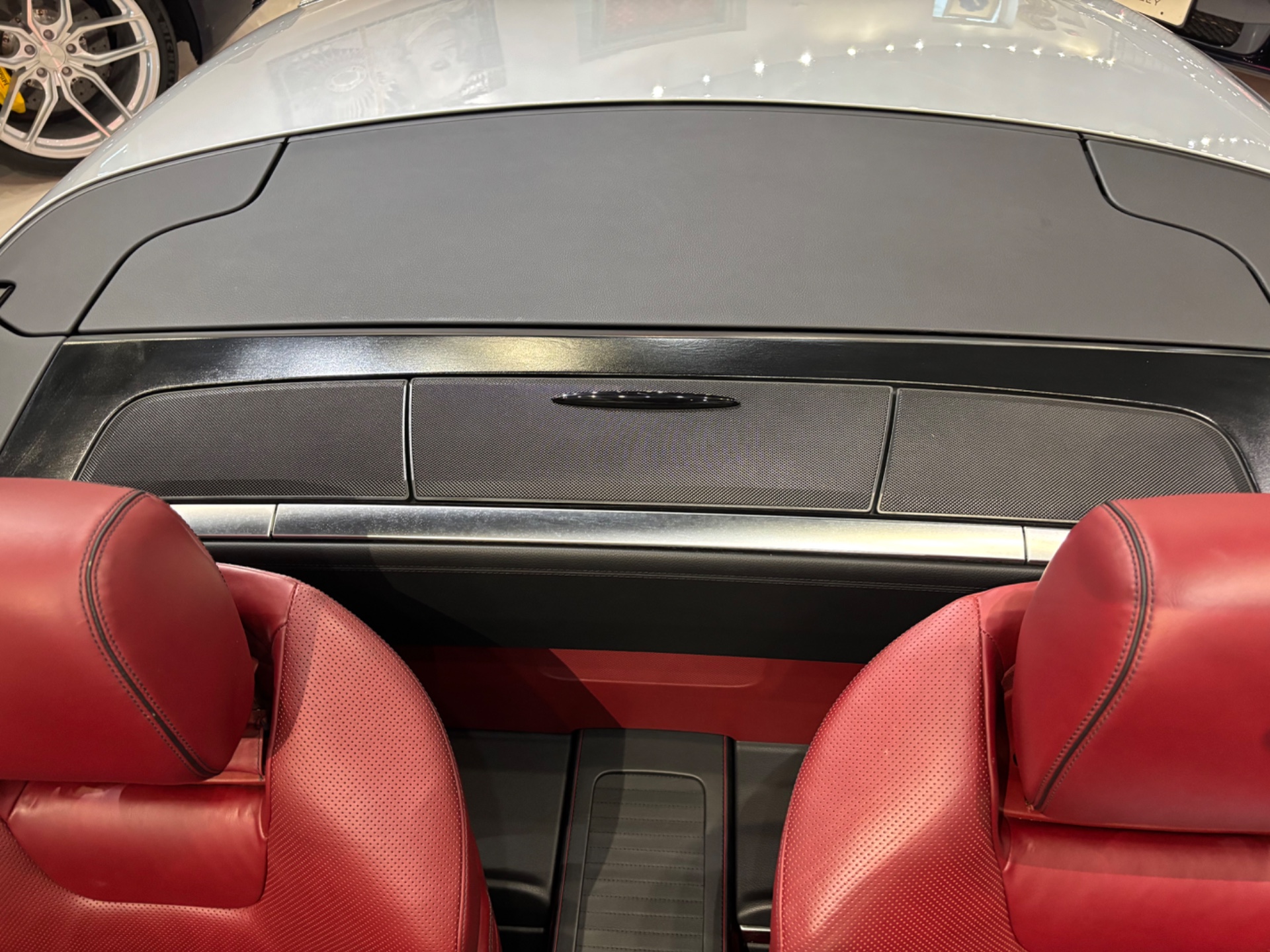 The New Auto Toy Store LLC - Used vehicle - CONVERTIBLE MERCEDES-BENZ SL-CLASS 2013