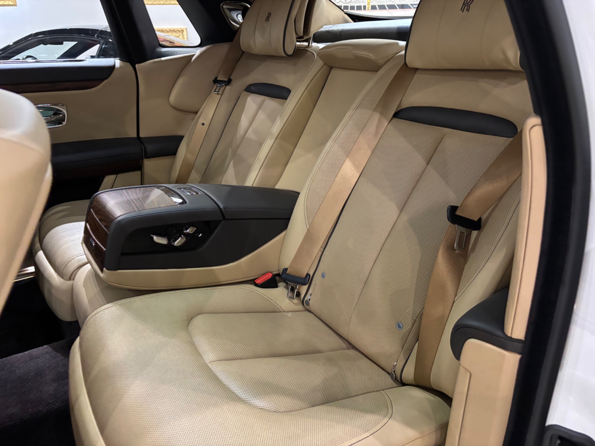 The New Auto Toy Store LLC - Used vehicle - SEDAN ROLLS-ROYCE GHOST 2021