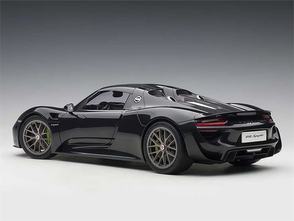 Porsche 918 spyder autoart