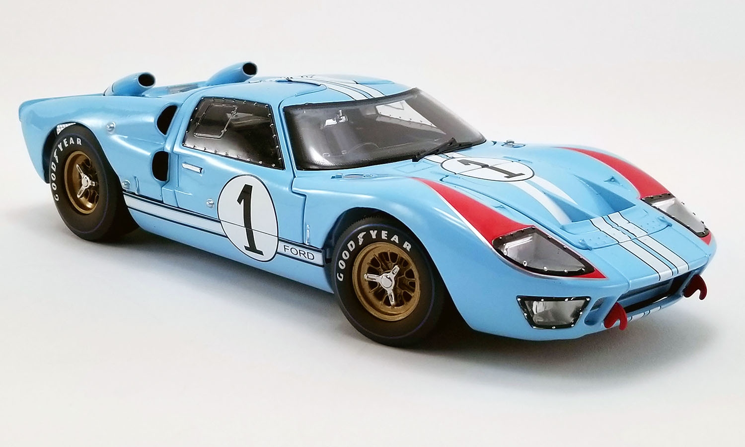 1966 Le Mans Ford GT40 Mk II Ken Miles in 118 Scale by Shelby