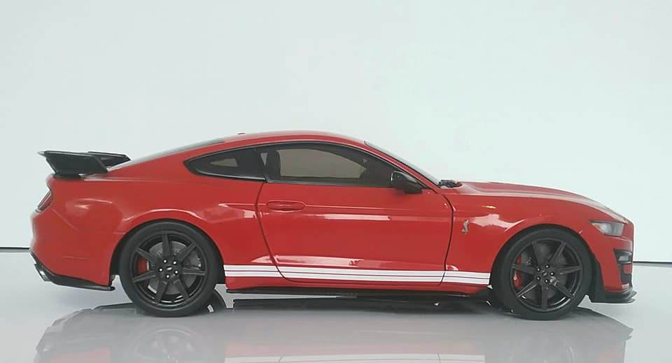 2020 Shelby Mustang GT500 Fast Track in 1:18 Scale by Solido by Solido