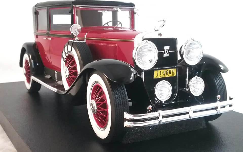 Cadillac 341a town sedan