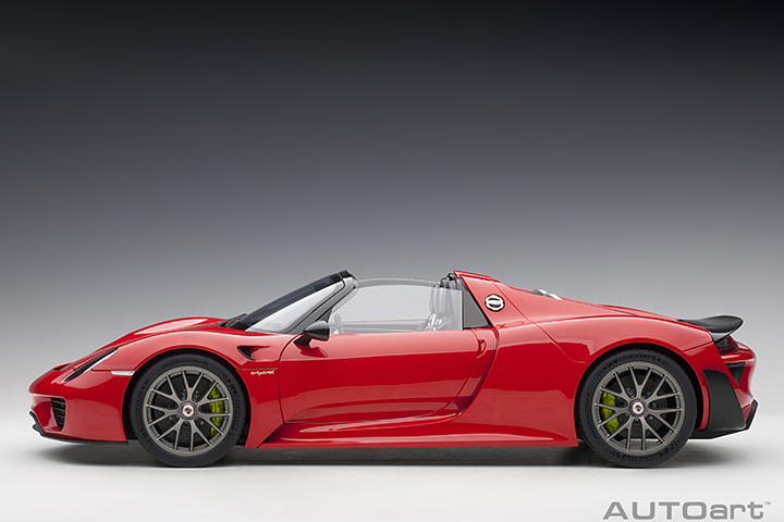 Porsche 918 spyder autoart