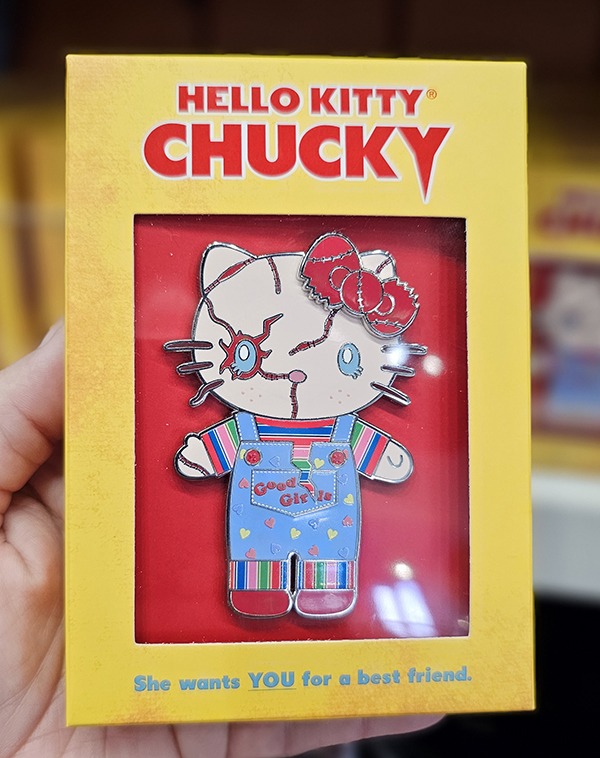 Hello Kitty Universal Studios Chucky Large Pin – Hedgehogs