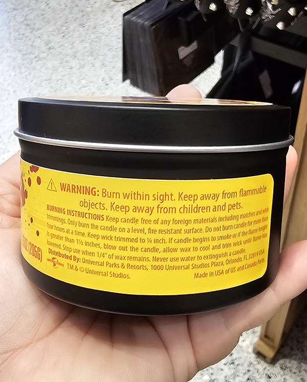 Halloween Horror Nights 2023 Universal Studios Chucky 7oz Candle