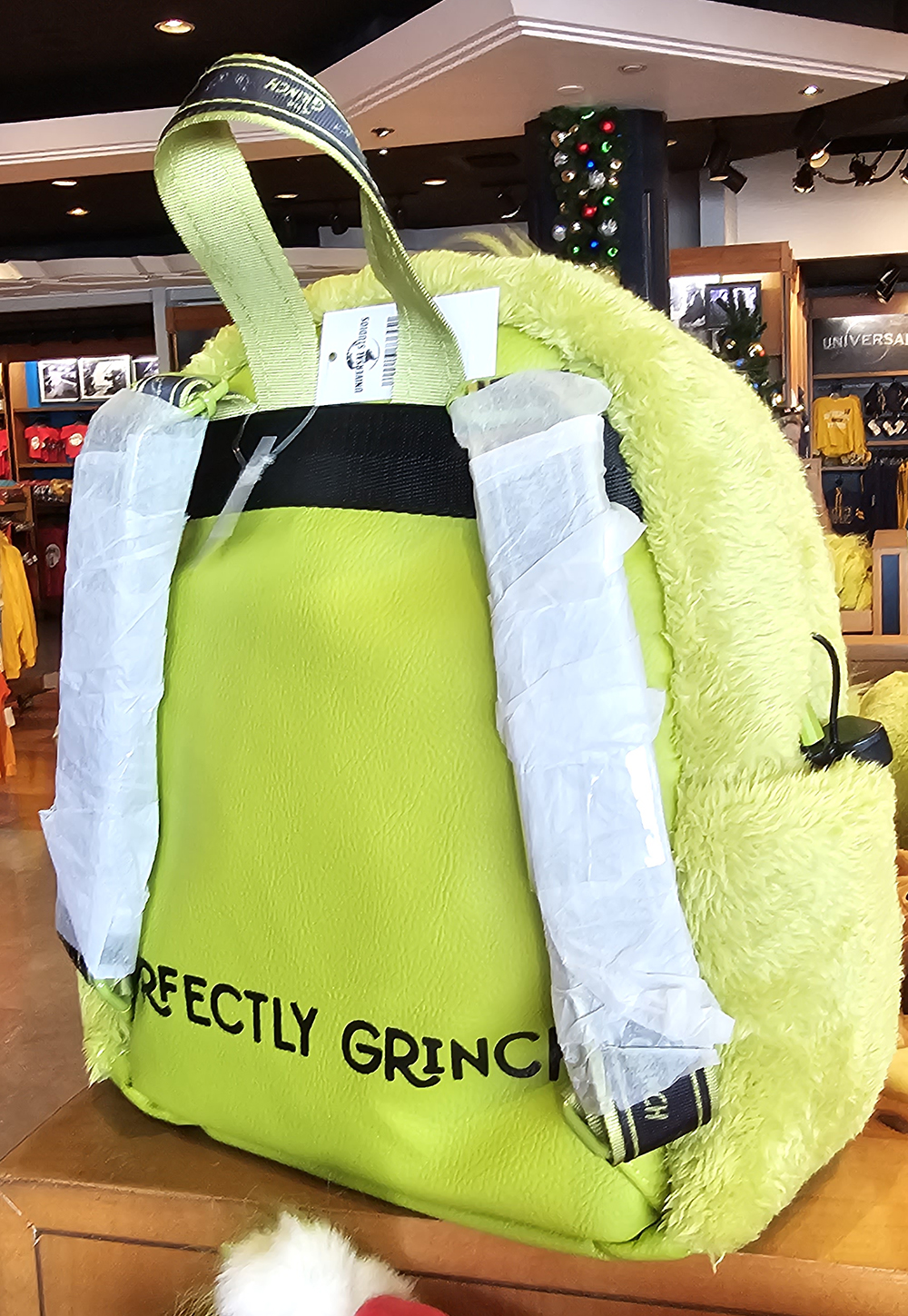 Grin　ぬいぐるみ＋バッグ The Grinch Universal Studios Parks Grinch Big Face Plush Green