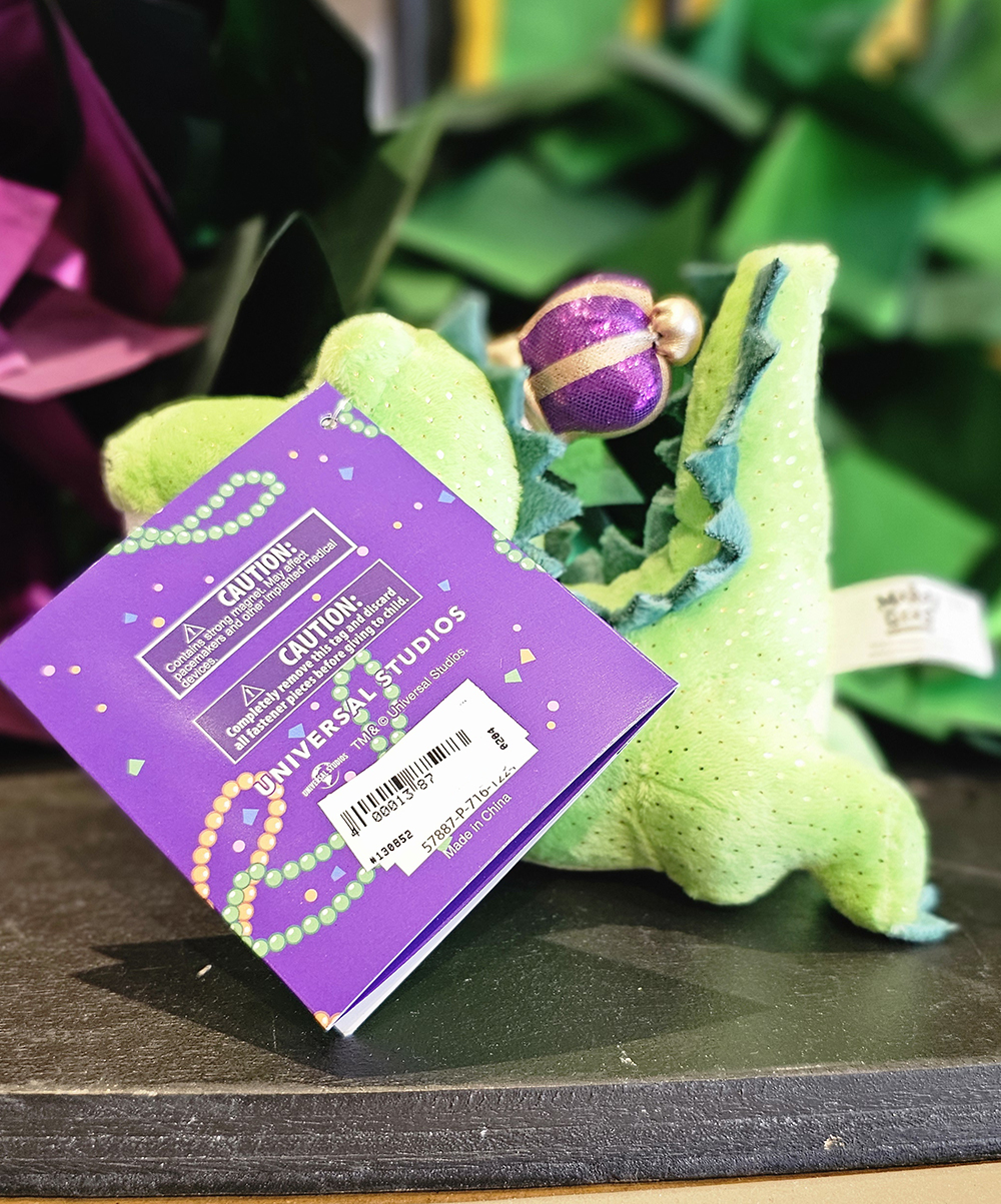 Universal Studios Orlando Mardi Gras 2025 Gator Junior Magnetic