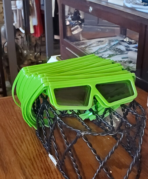 Shrek 4D Universal Studios Florida Prop Shop Green 3D Glasses
