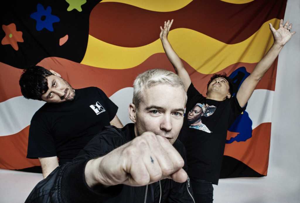 The Avalanches comparte un nuevo sencillo colaborativo con Toro y Moi