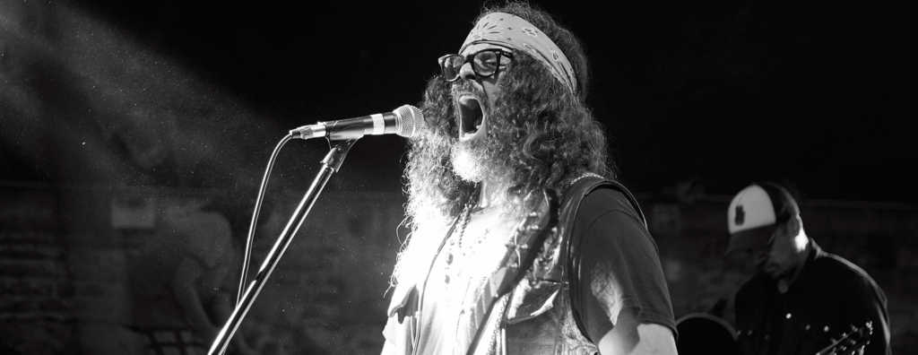El viejo Jacobo de Los Viejos se “tutea” en una charla con Brant Bjork de Kyuss y Fu Manchu