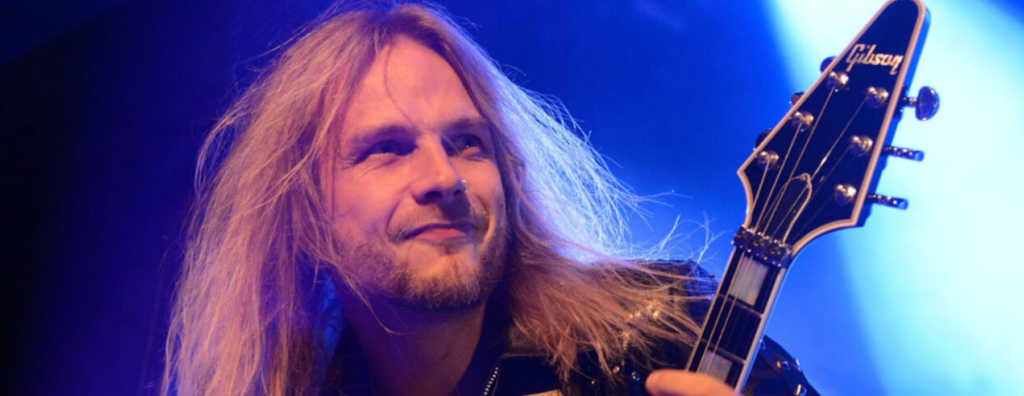 Richie Faulkner KK Downing Judas Priest pelea