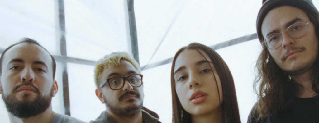 easy easy nublado gira México Alex Ferreira Lo Veo Todo (Lo Siento)